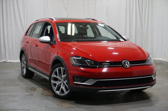 used 2019 Volkswagen Golf Alltrack car, priced at $19,998
