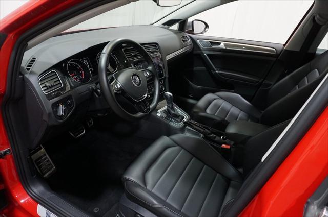 used 2019 Volkswagen Golf Alltrack car, priced at $19,998