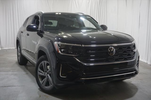 new 2024 Volkswagen Atlas Cross Sport car, priced at $47,317