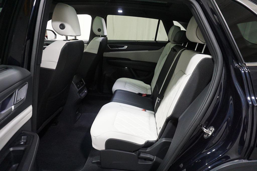 used 2025 Volkswagen Atlas Cross Sport car, priced at $40,990