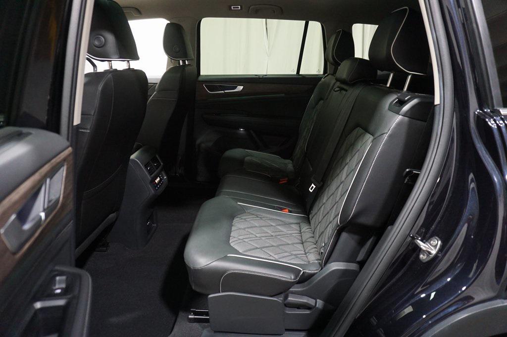 used 2024 Volkswagen Atlas car, priced at $39,390