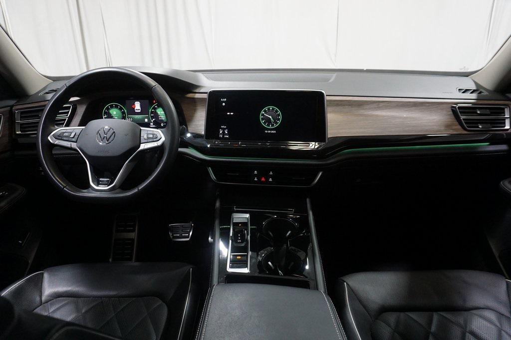 used 2024 Volkswagen Atlas car, priced at $39,390