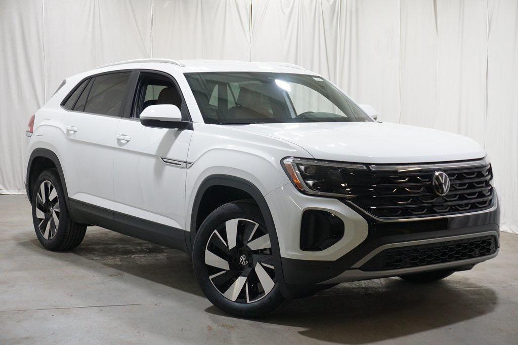new 2025 Volkswagen Atlas Cross Sport car, priced at $40,059