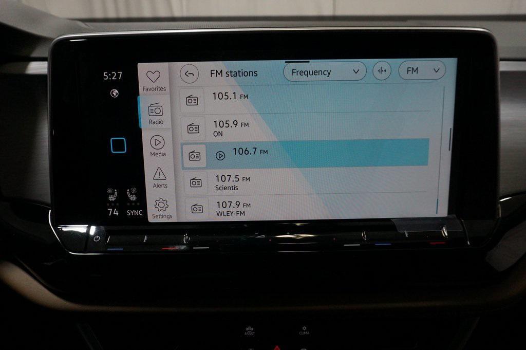 new 2025 Volkswagen Atlas Cross Sport car, priced at $40,059