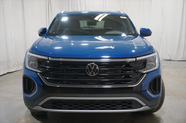 new 2025 Volkswagen Atlas Cross Sport car, priced at $38,134