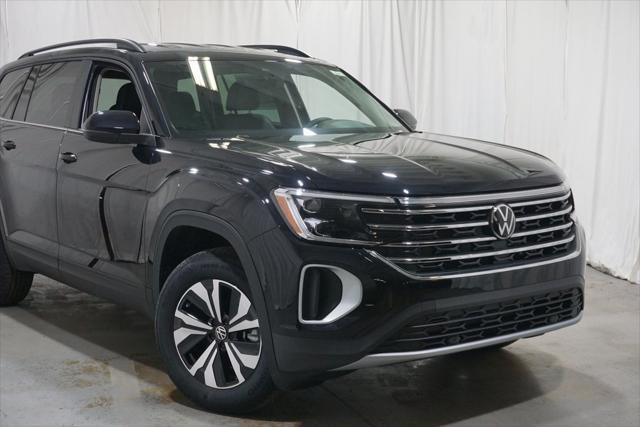 new 2025 Volkswagen Atlas car, priced at $41,006