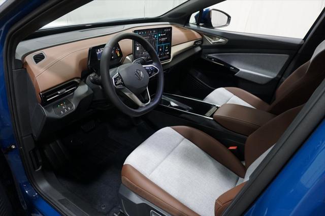 new 2025 Volkswagen ID.4 car, priced at $44,820