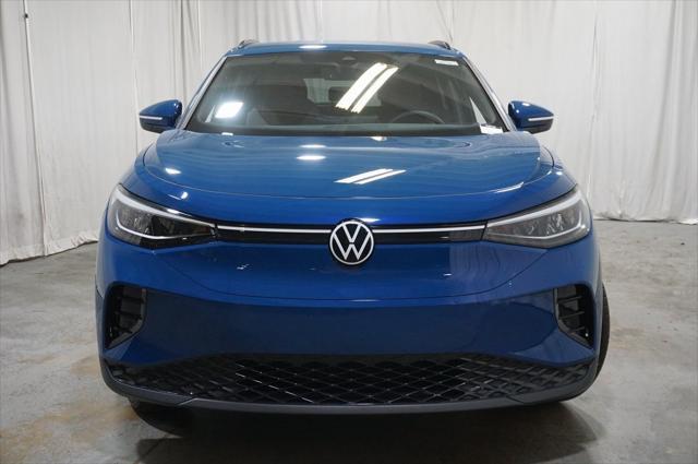 new 2025 Volkswagen ID.4 car, priced at $44,820
