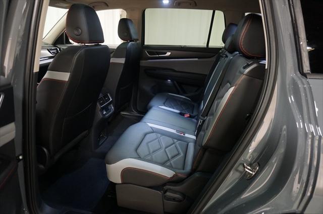 new 2025 Volkswagen Atlas car, priced at $46,612