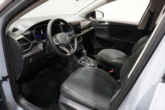new 2025 Volkswagen Taos car, priced at $33,553