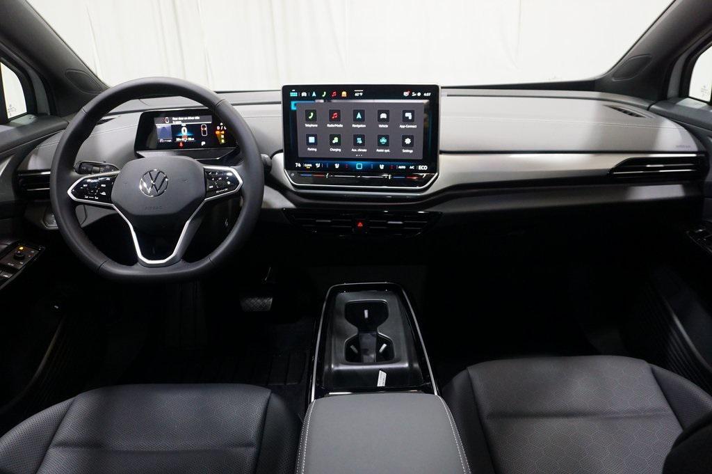 new 2025 Volkswagen ID.4 car, priced at $46,693