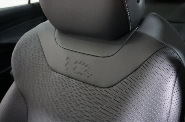 new 2025 Volkswagen ID.4 car, priced at $50,193