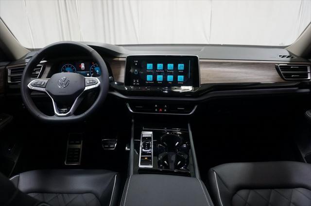 new 2025 Volkswagen Atlas car, priced at $52,509