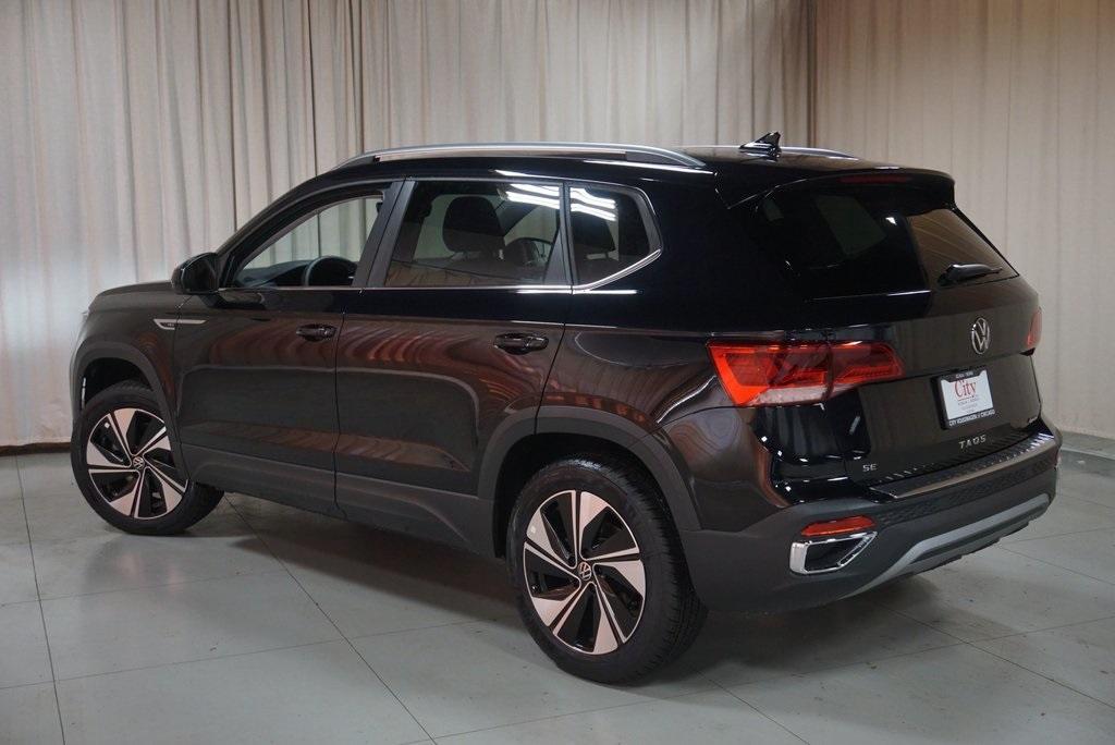 new 2024 Volkswagen Taos car, priced at $31,118