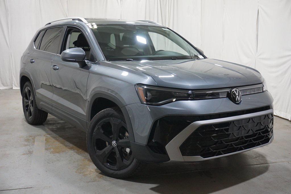 new 2025 Volkswagen Taos car, priced at $35,714