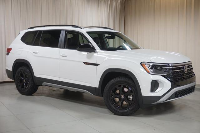 new 2024 Volkswagen Atlas car, priced at $43,117