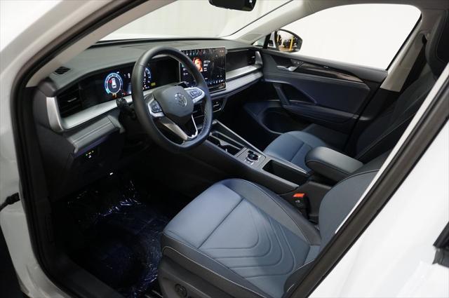 new 2025 Volkswagen Tiguan car, priced at $37,416