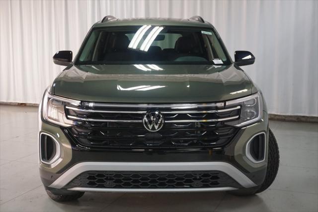 new 2025 Volkswagen Atlas car, priced at $45,541