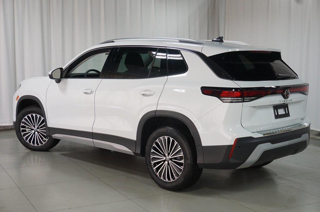new 2025 Volkswagen Tiguan car, priced at $31,461