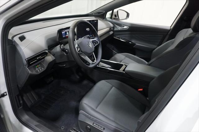 new 2025 Volkswagen ID.4 car, priced at $53,289