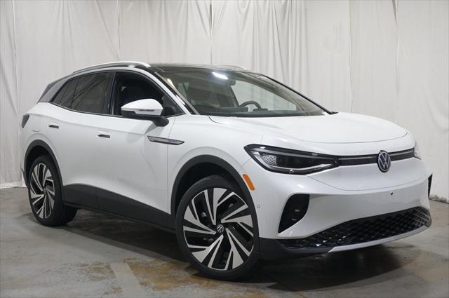 new 2025 Volkswagen ID.4 car, priced at $53,289