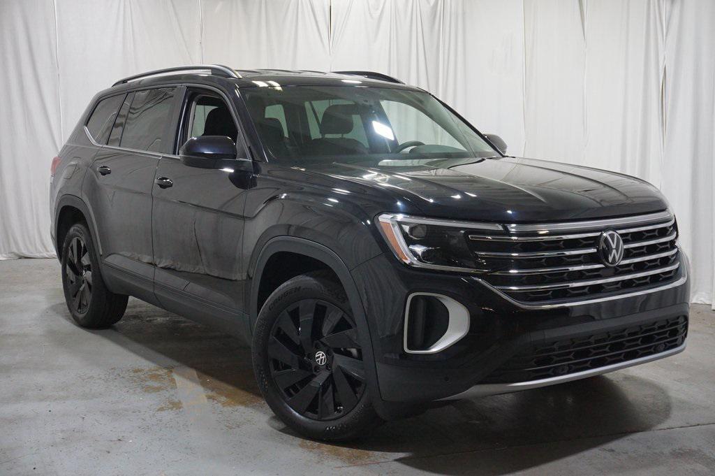 used 2025 Volkswagen Atlas car, priced at $38,790