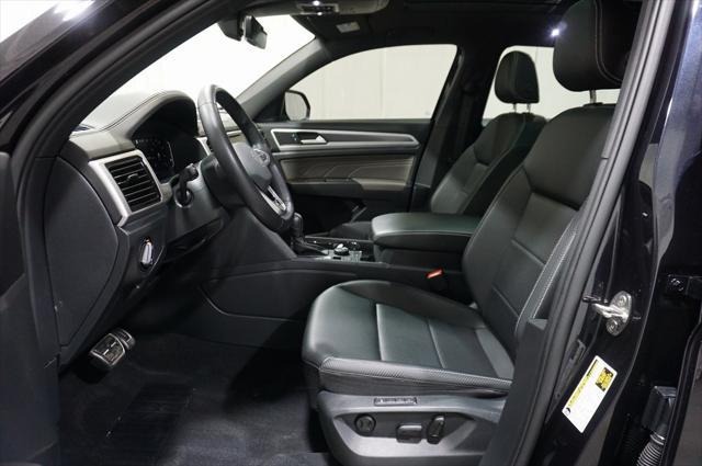 used 2022 Volkswagen Atlas Cross Sport car, priced at $34,990