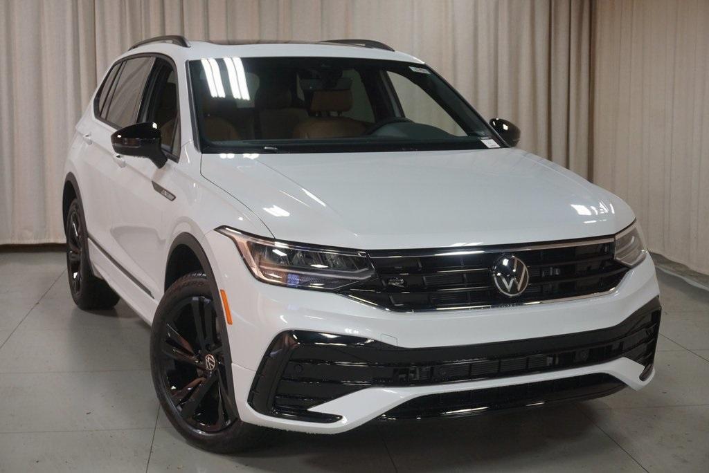 new 2024 Volkswagen Tiguan car, priced at $34,134