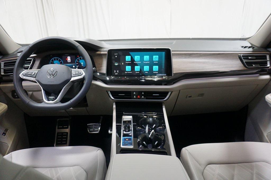 new 2025 Volkswagen Atlas car, priced at $54,946
