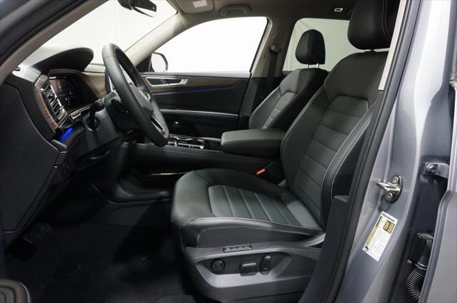 new 2025 Volkswagen Atlas car, priced at $48,497
