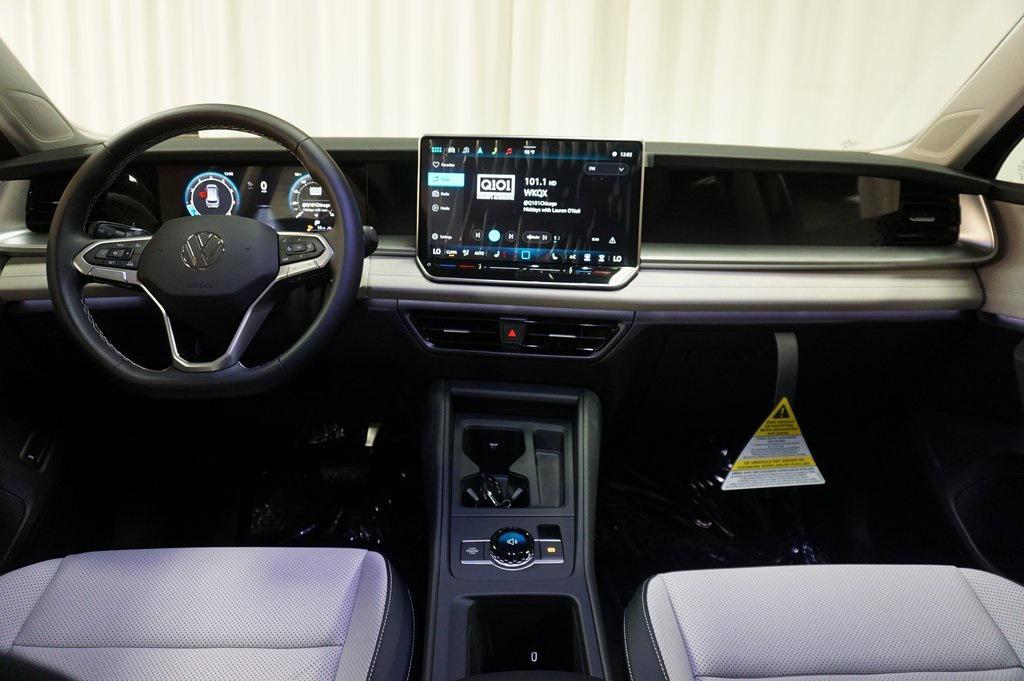 new 2025 Volkswagen Tiguan car, priced at $33,502