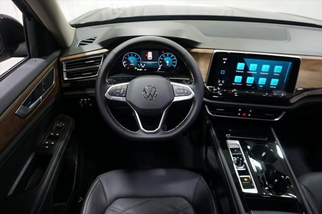 new 2025 Volkswagen Atlas car, priced at $44,061