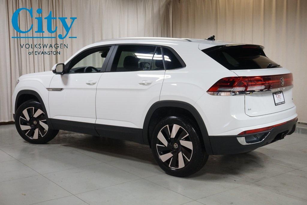 new 2024 Volkswagen Atlas Cross Sport car, priced at $40,071