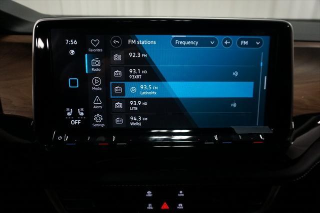 new 2025 Volkswagen Atlas car, priced at $42,116