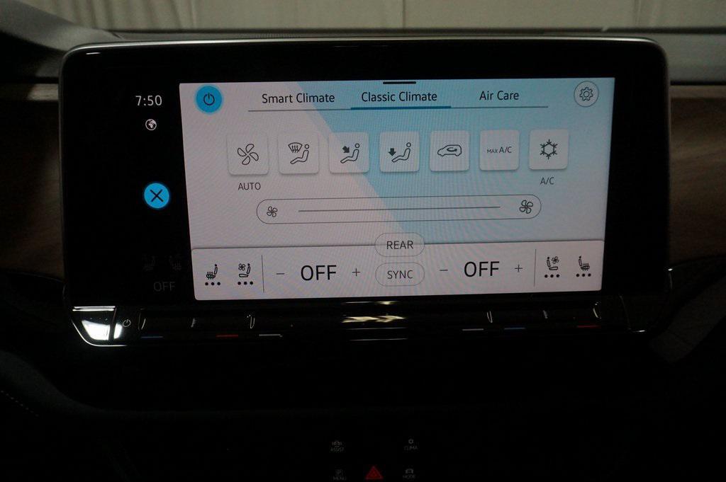 used 2024 Volkswagen Atlas car, priced at $33,490