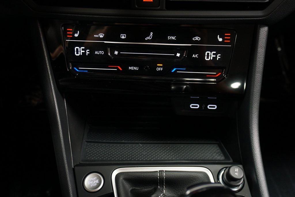 new 2025 Volkswagen Jetta car, priced at $27,483