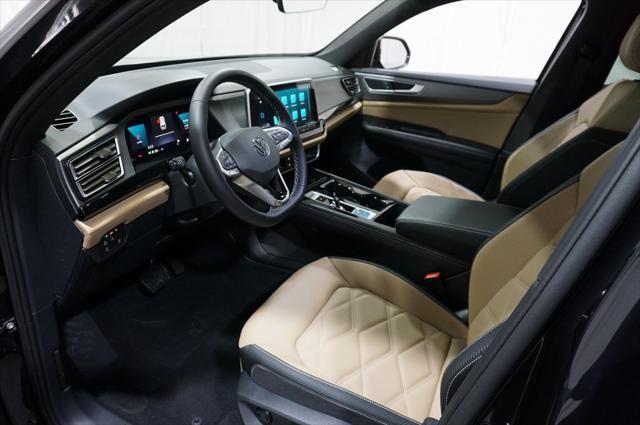 new 2025 Volkswagen Atlas Cross Sport car, priced at $43,603