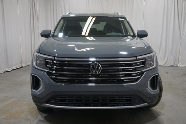 new 2025 Volkswagen Atlas car, priced at $47,009