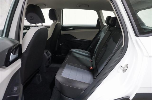 new 2025 Volkswagen Taos car, priced at $25,218