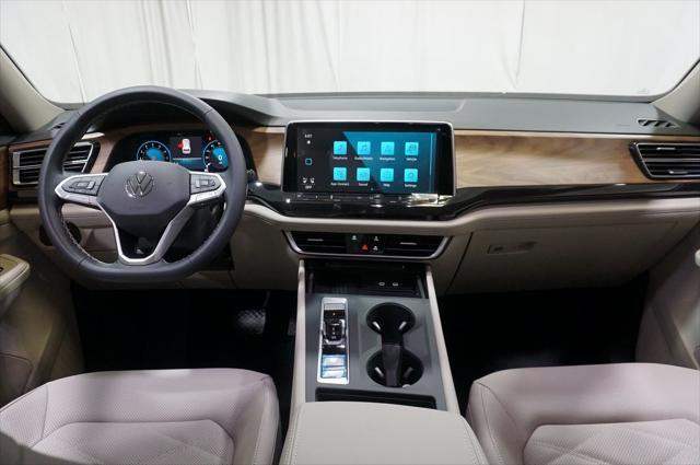 new 2025 Volkswagen Atlas car, priced at $38,506