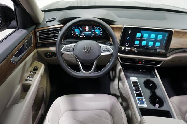 new 2025 Volkswagen Atlas car, priced at $38,506