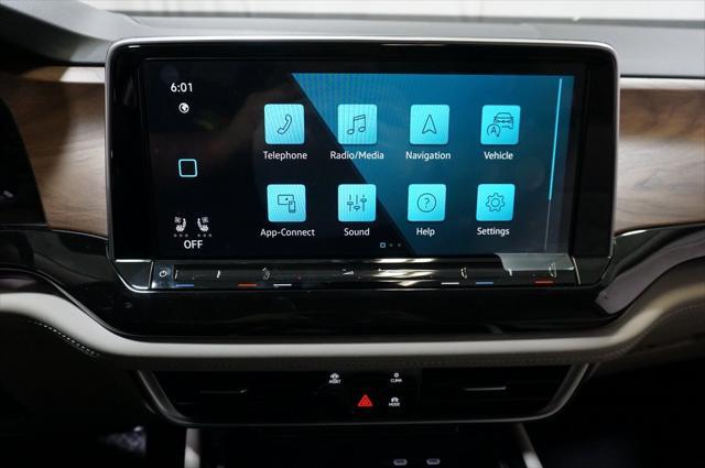 new 2025 Volkswagen Atlas car, priced at $38,506