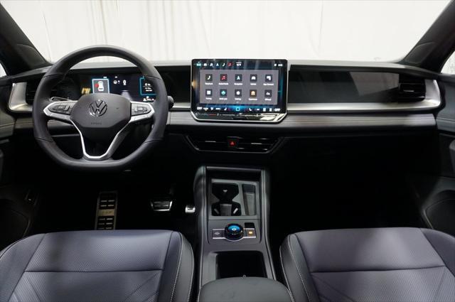 new 2025 Volkswagen Tiguan car, priced at $37,748