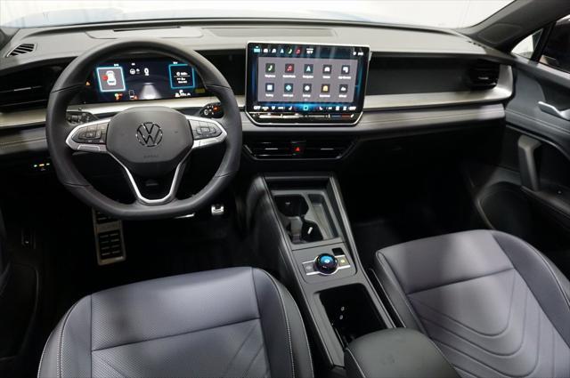 new 2025 Volkswagen Tiguan car, priced at $37,748