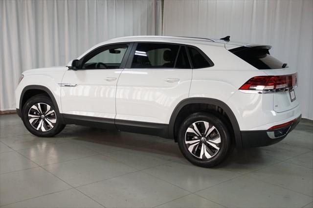 new 2025 Volkswagen Atlas Cross Sport car, priced at $38,134