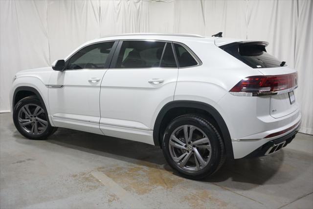 used 2024 Volkswagen Atlas Cross Sport car, priced at $38,900