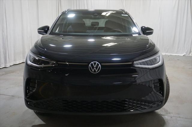 new 2025 Volkswagen ID.4 car, priced at $51,261