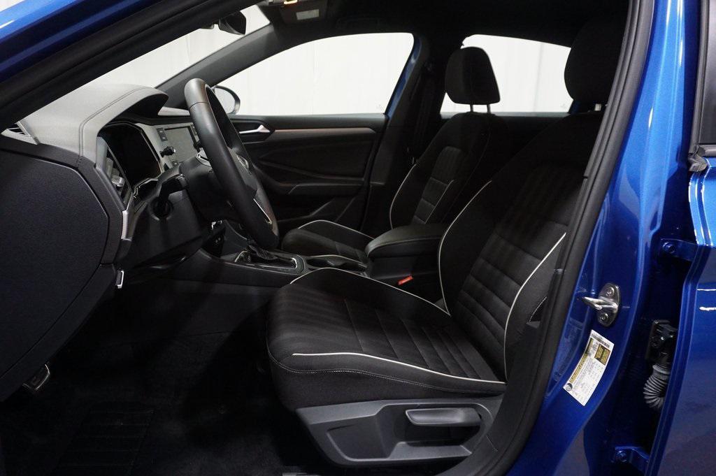 used 2024 Volkswagen Jetta car, priced at $19,290