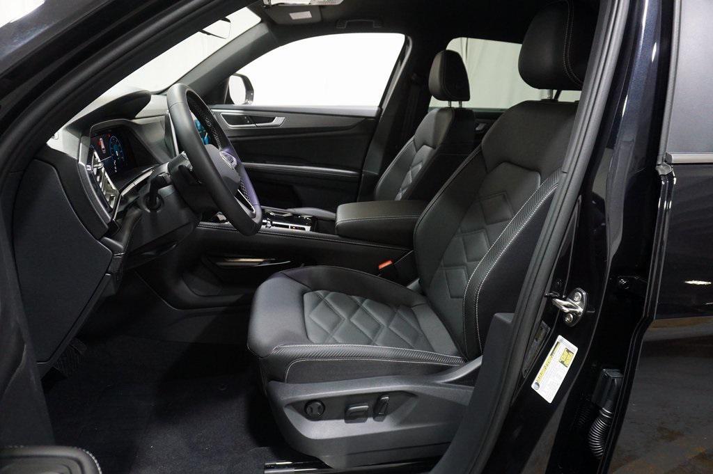 new 2026 Volkswagen Atlas Cross Sport car, priced at $46,182