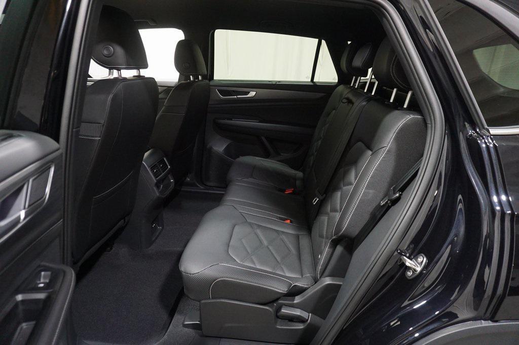 new 2026 Volkswagen Atlas Cross Sport car, priced at $46,182